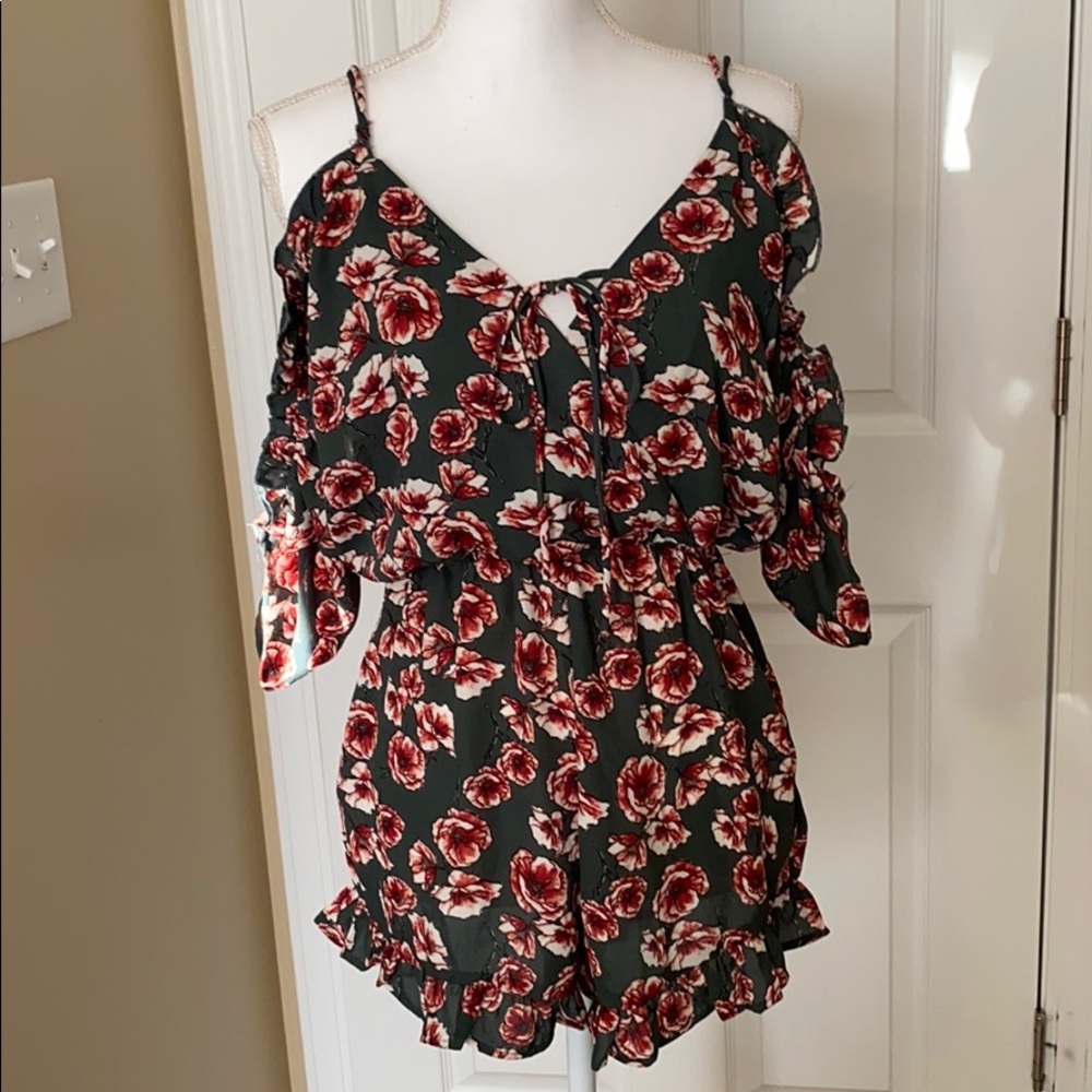 Rose Romper with Ruffles Off-Shoulder, Small Cottagecore - Picture 14 of 15